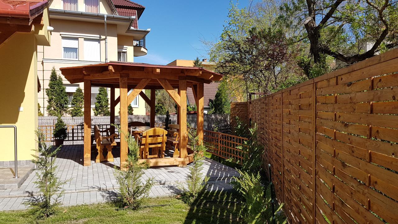 Poroszlay Apartman ديبريتْسين المظهر الخارجي الصورة